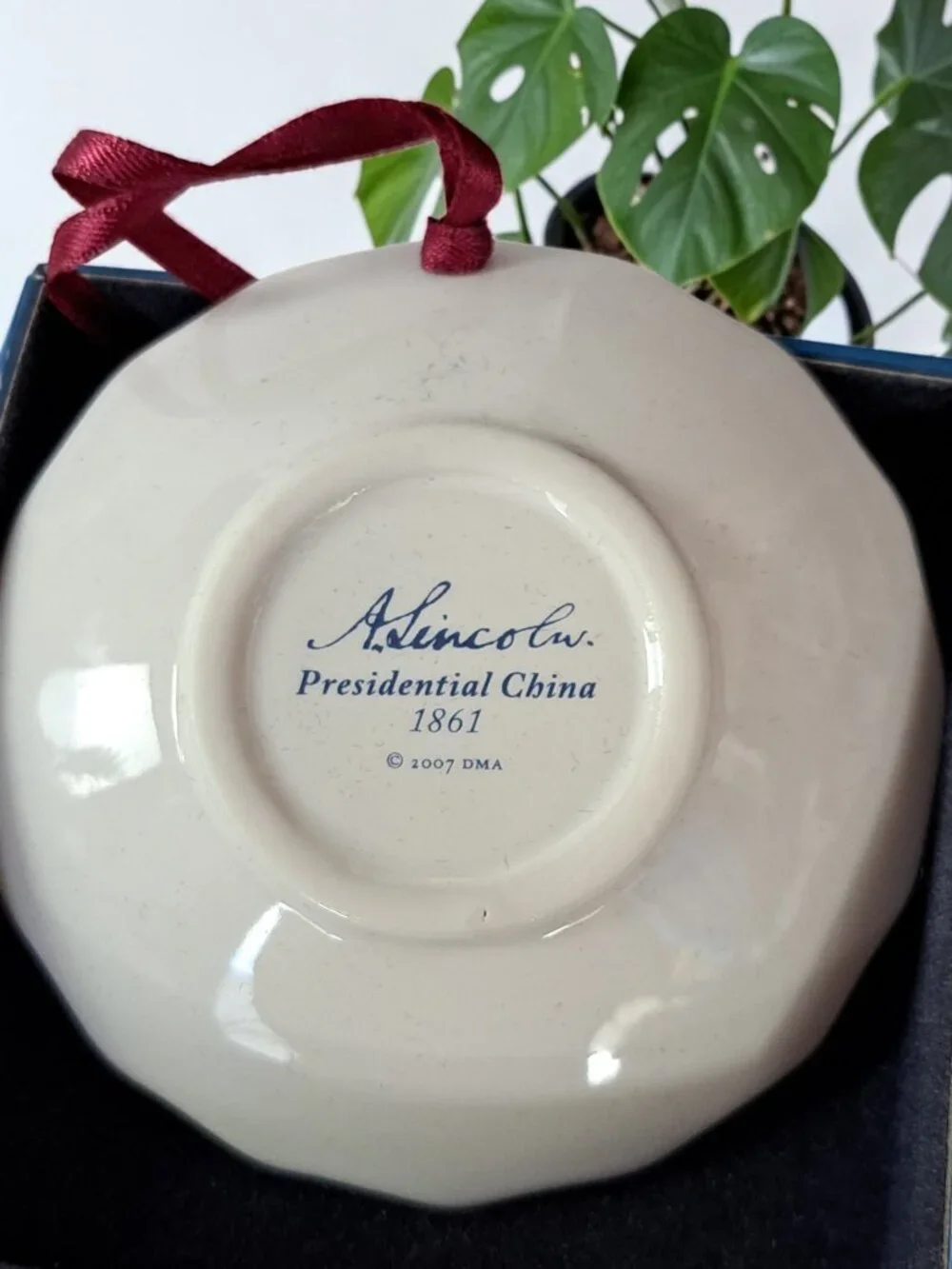 Abraham Lincoln Presidential China Porcelain Christmas Ornament w/Box 2.5